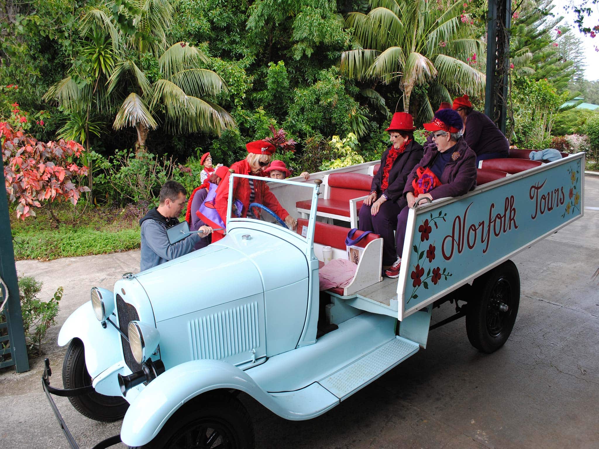 Pitcairn Settlers Village Queen Elizabeth Avenue Norfolk Island