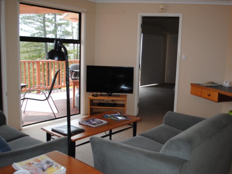 Norfolk Island Travel Centre Shearwater Deal 1 Bedroom Loung