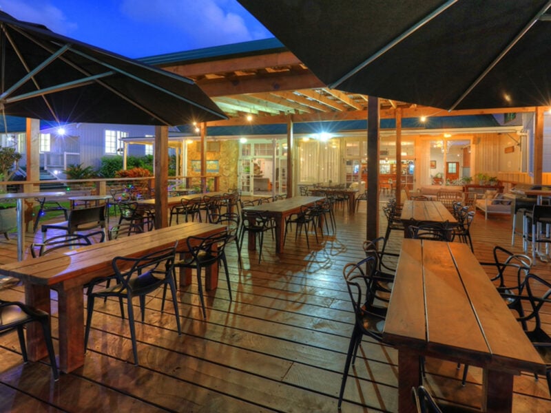Restaurant Deck
