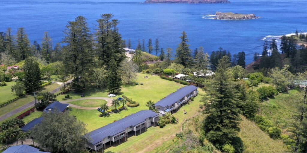 The Crest Apartments