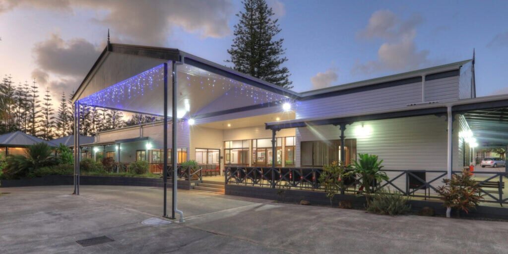 Paradise Hotel & Resort
